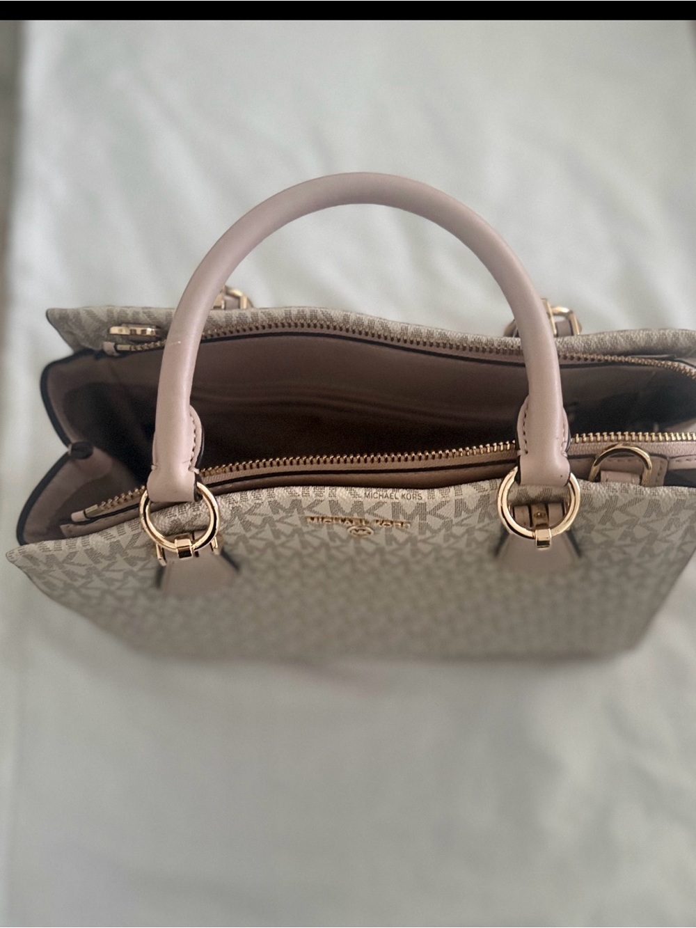Michael Kors Beige and Pale Pink Signature Satchel - Picture 6 of 7